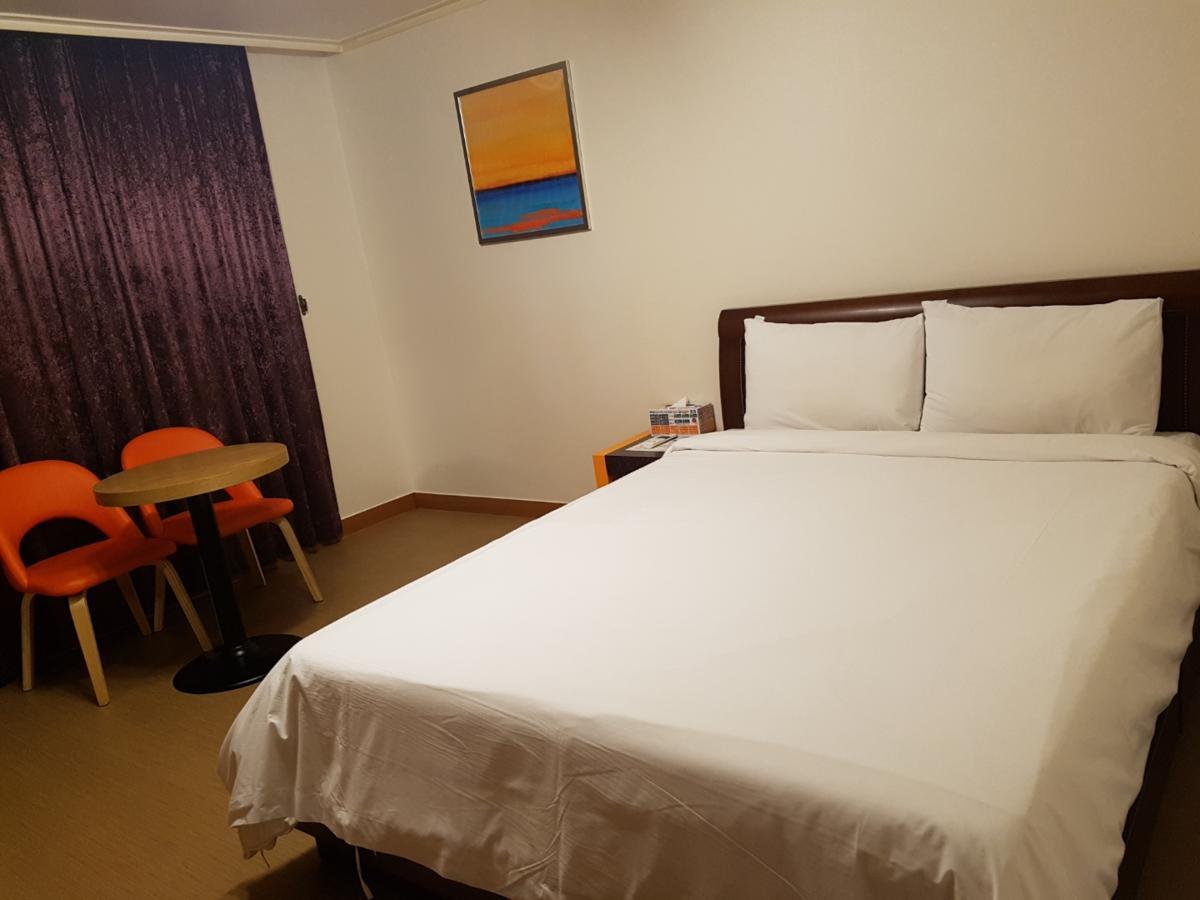 Crystal Motel Gangneung Exterior foto